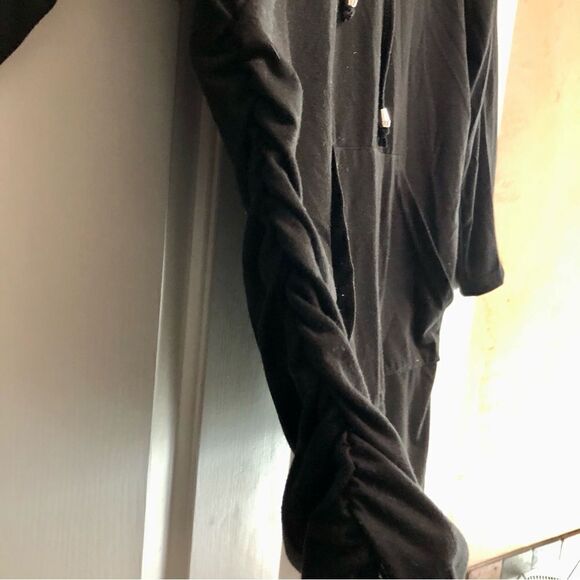 Ginkana Women’s Black Hooded Maternity Top with Front Pockets Size Large - Picture 2 of 9